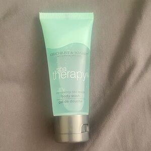 Gilchrist & Soames Spa Therapy Body Wash